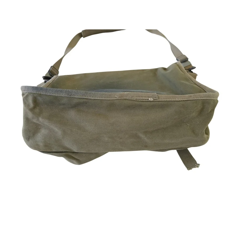 Vintage Banana Republic Messenger Bag Olive Canvas Paratrooper Made Israel Worn